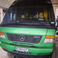 Mercedes-Benz VARIO 818